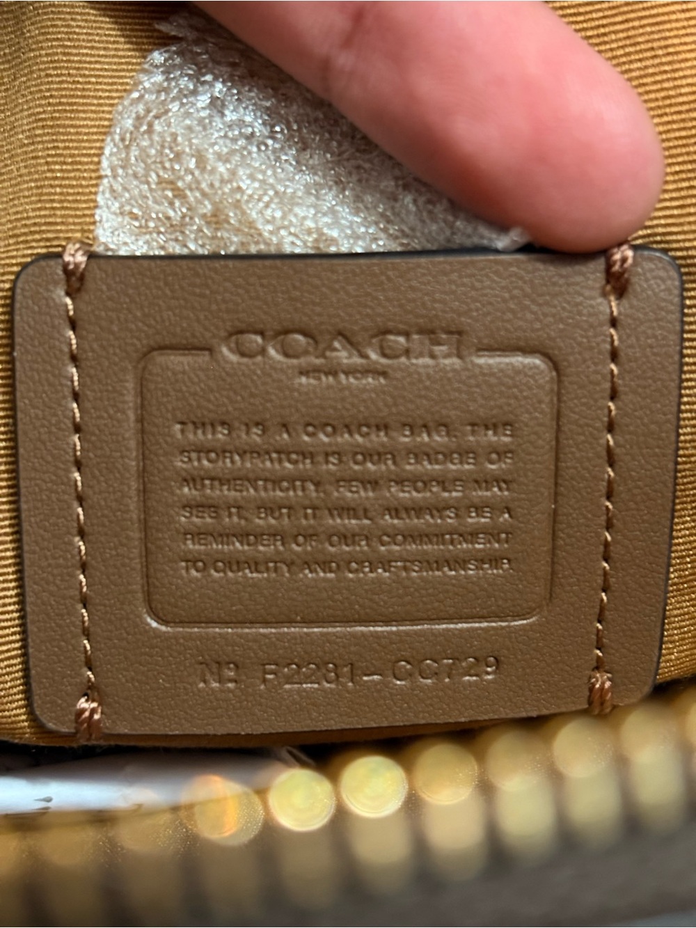 Coach Crossbody Bag Signature Canvas - Picture 7 of 14